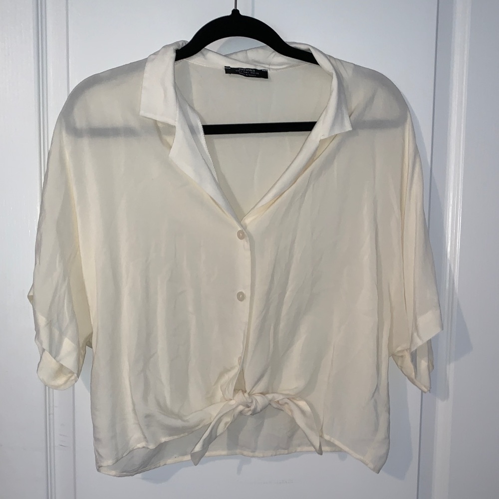 Button-up Blouse with Collar